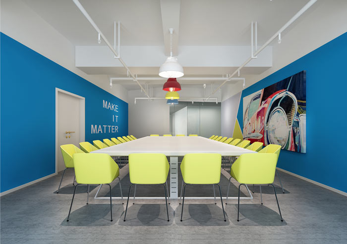 辦公家具廠房辦公室會議室裝修設計效果圖