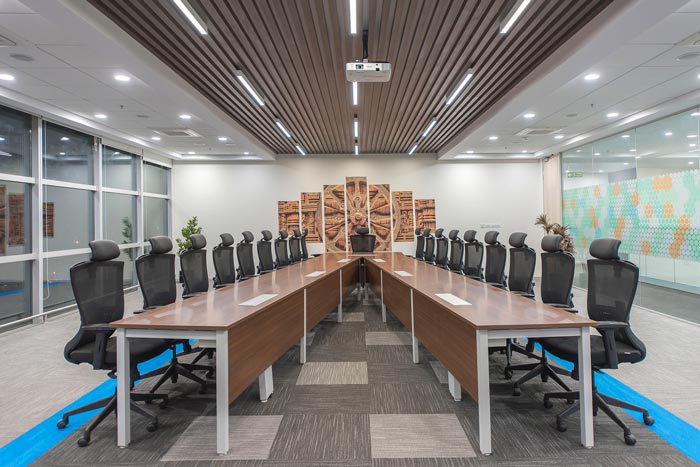 服裝貿易辦公室會議室裝修設計案例效果圖