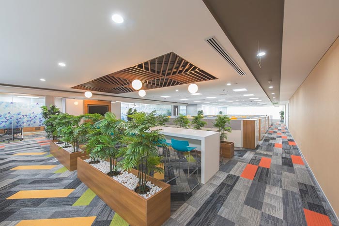 互聯網服務提供商辦公室動線裝修設計案例效果圖