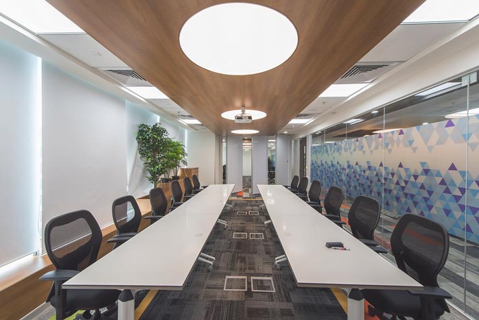 互聯網服務提供商辦公室會議室裝修設計案例效果圖