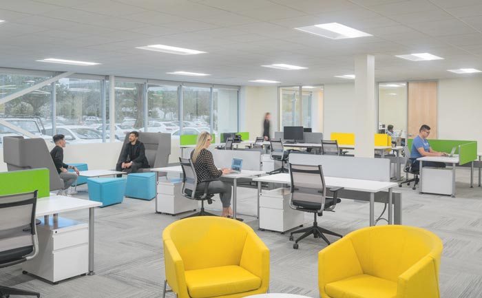 投資者服務公司辦公室辦公區(qū)域裝修設計案例效果圖