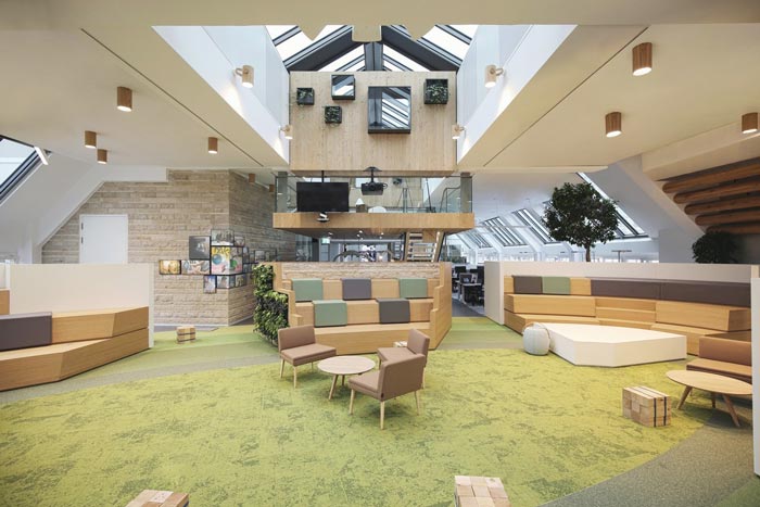 網絡服務公司辦公室進門區域裝修設計案例效果圖