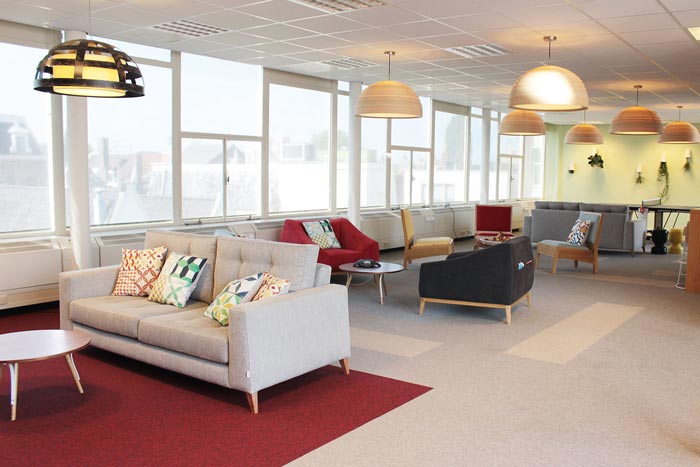 創(chuàng)新人性化辦公室休息區(qū)域裝修設計案例效果圖