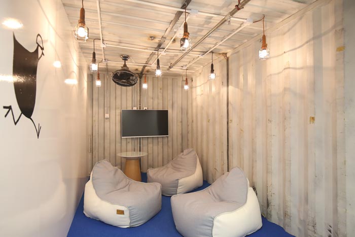 1900平方大型辦公室裝修設計案例效果圖