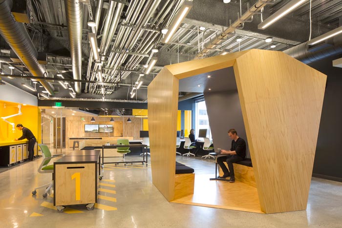 靈活創(chuàng)意辦公空間辦公實(shí)用區(qū)域裝修設(shè)計(jì)案例效果圖