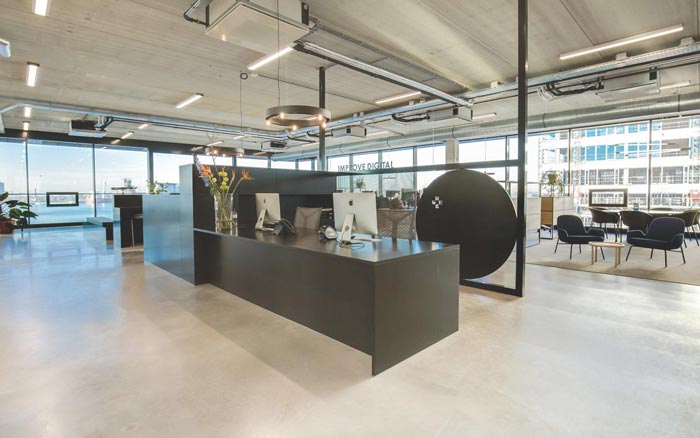 500平方廣告公司辦公室前臺裝修實景圖