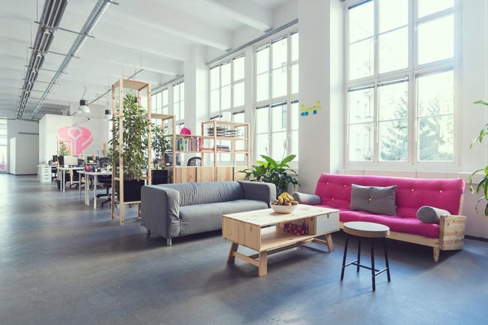 550平方辦公室接待區(qū)域裝修設計實景圖