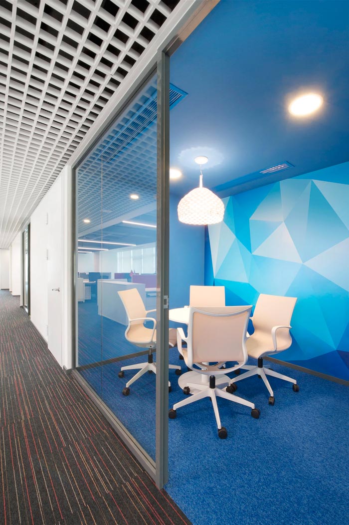 600平方開放式辦公室洽談區域裝修設計實景圖