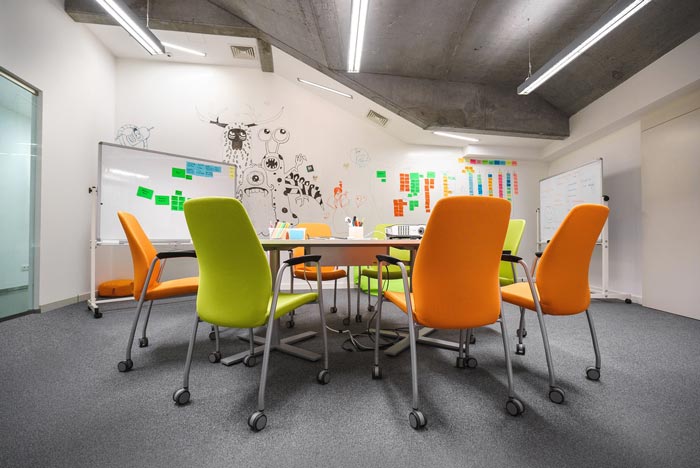 小型創意辦公室裝修設計案例