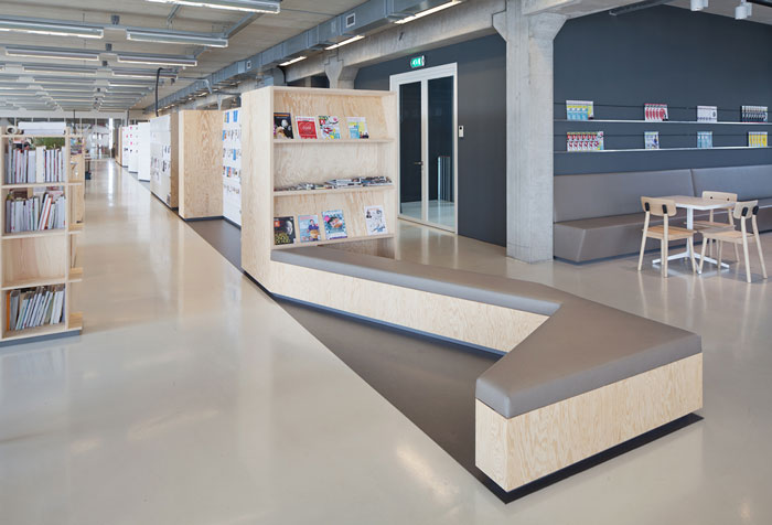 新媒體現(xiàn)代簡約辦公室動線裝修設(shè)計(jì)案例效果圖