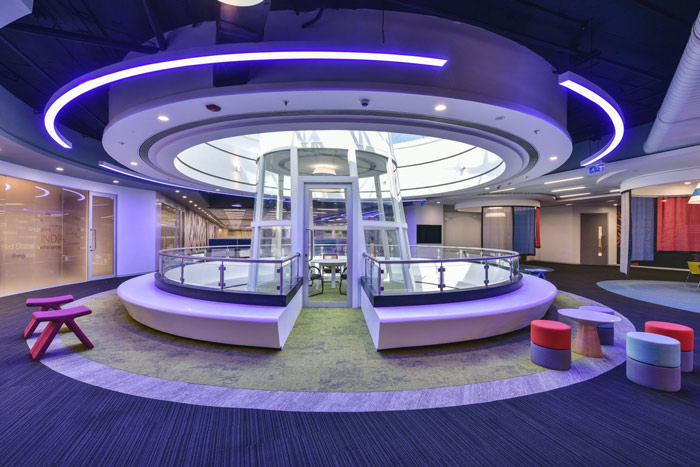 廠房辦公室辦公過(guò)道裝修設(shè)計(jì)案例效果圖