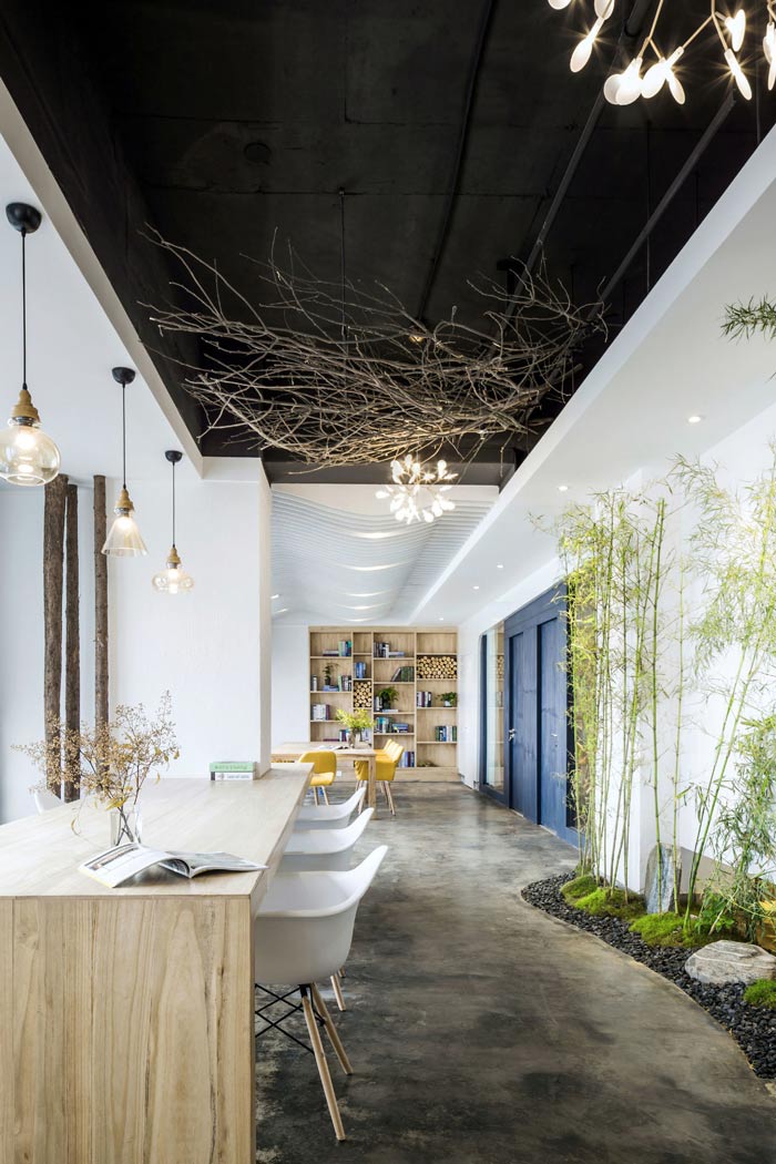 節能環保公司辦公室左側辦公區裝修設計案例效果圖