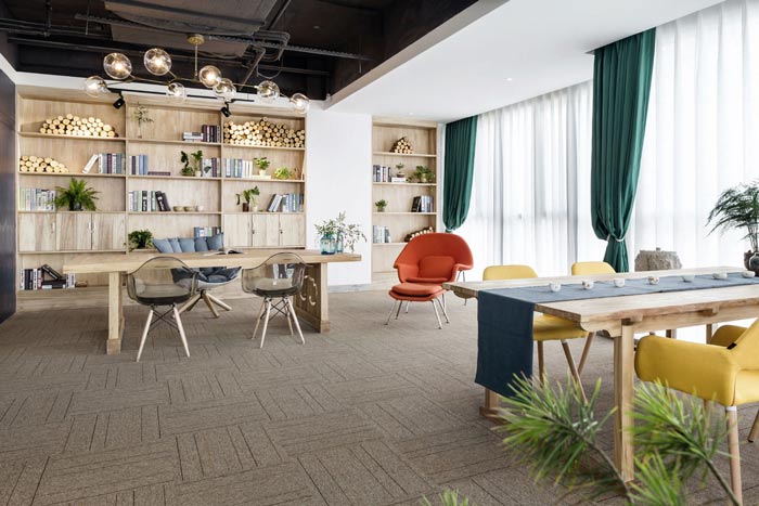 節能環保公司總經理辦公室裝修設計案例效果圖