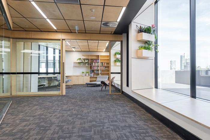 節(jié)能公司辦公室觀景臺裝修設(shè)計(jì)案例效果圖