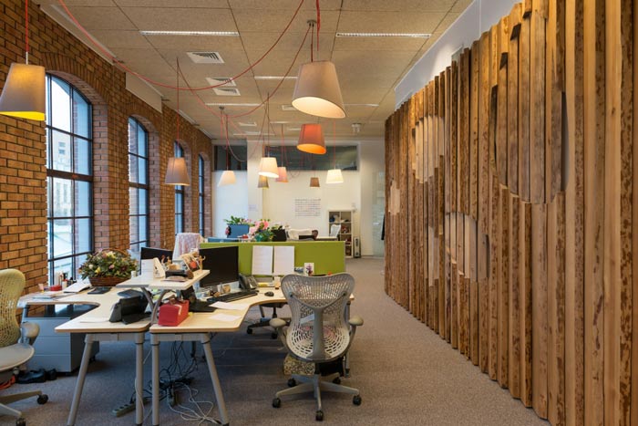 科技信息公司辦公室辦公區(qū)裝修設(shè)計案例效果圖