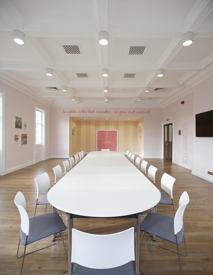 會(huì)議室裝修設(shè)計(jì)圖片