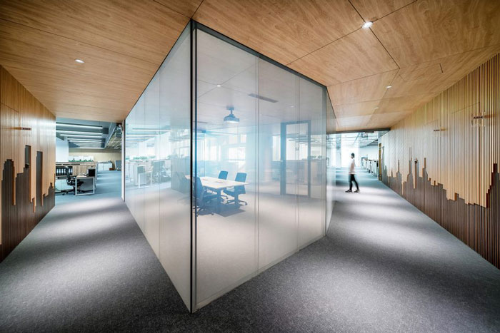 集團總部辦公樓會議室設計效果圖