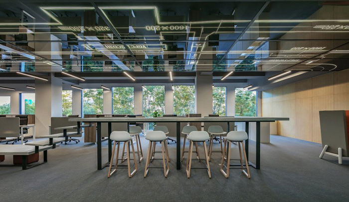 集團總部辦公樓開敞辦公區設計效果圖