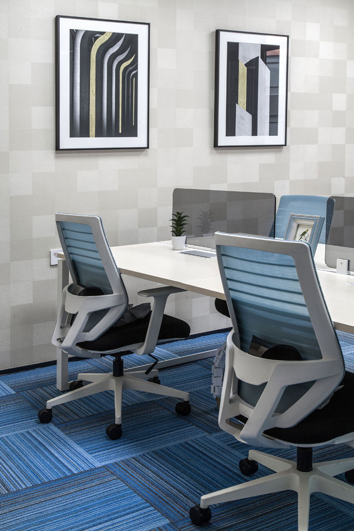 金融科技辦公室洽談區(qū)裝修設(shè)計(jì)效果圖