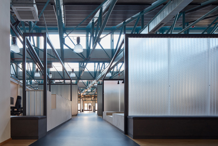 電子商務辦公室過道裝修效果圖