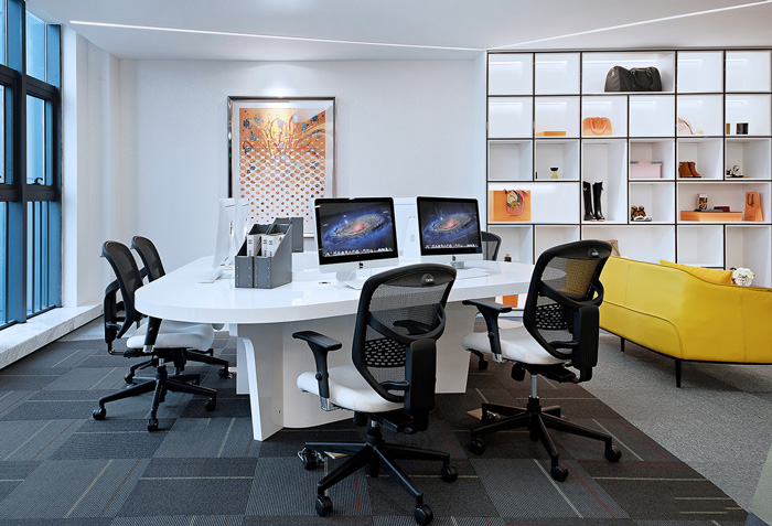 奢侈品公司辦公室辦公區(qū)裝修設(shè)計(jì)效果圖