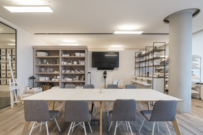 女裝公司辦公室洽談室裝修效果圖