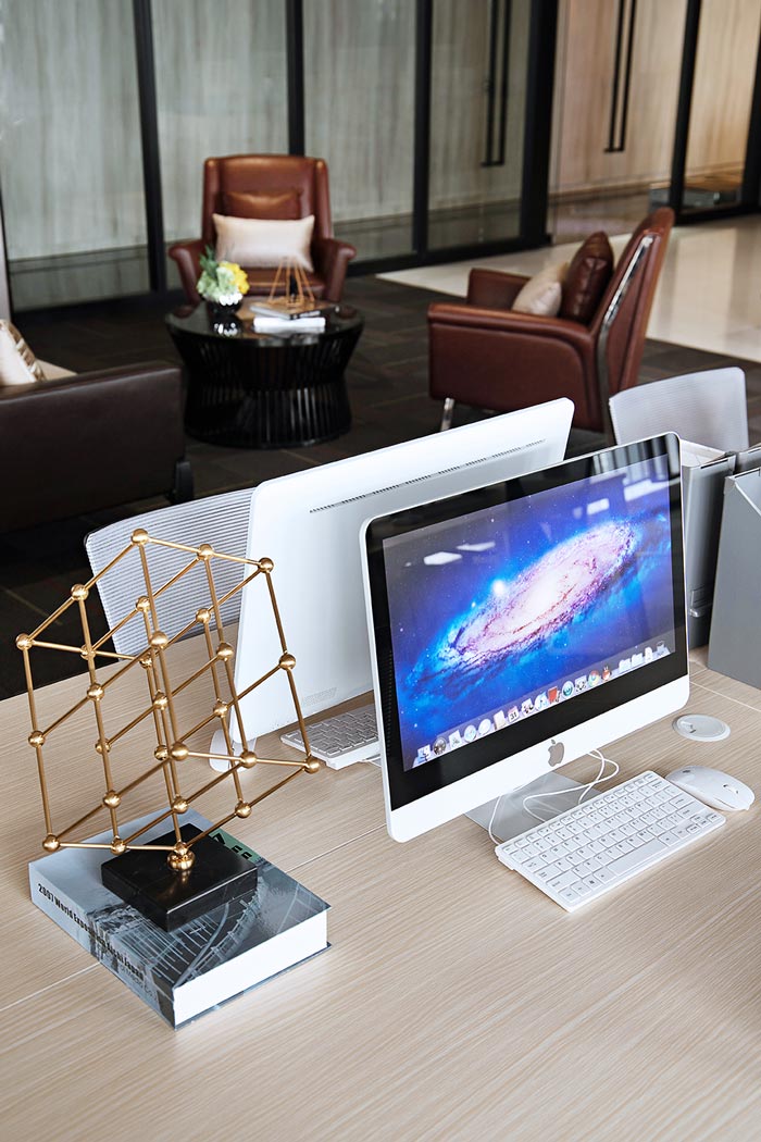 金融機構(gòu)辦公桌設(shè)計方案