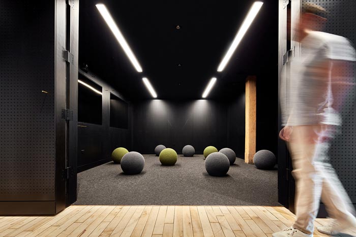 金融行業(yè)辦公室休閑區(qū)裝修設計效果圖