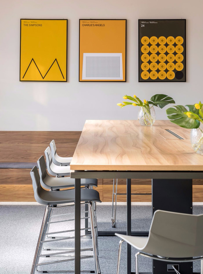 科技辦公室會議室裝修設計效果圖