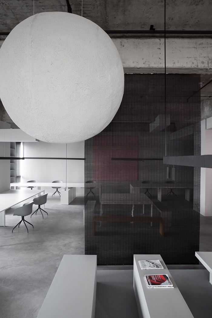 創(chuàng)意辦公室過道裝修設(shè)計效果圖