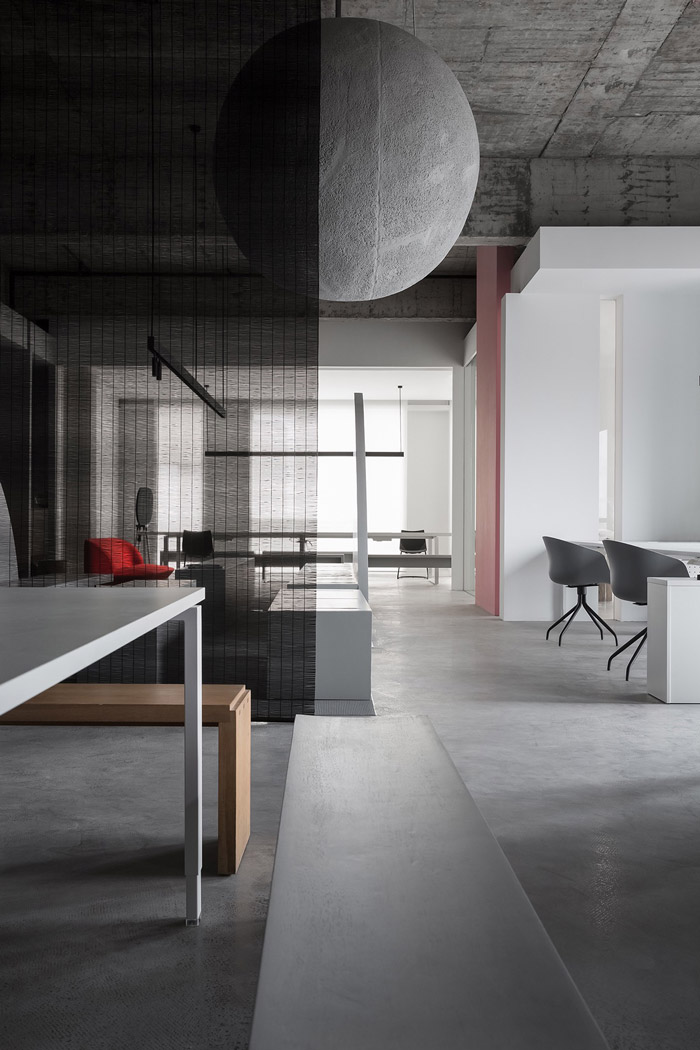 創(chuàng)意辦公室隔簾裝修設(shè)計效果圖