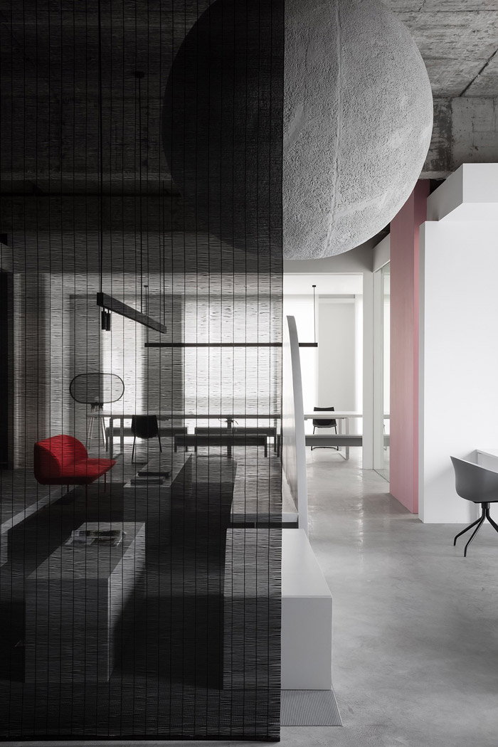 創(chuàng)意辦公室隔簾裝修設(shè)計效果圖