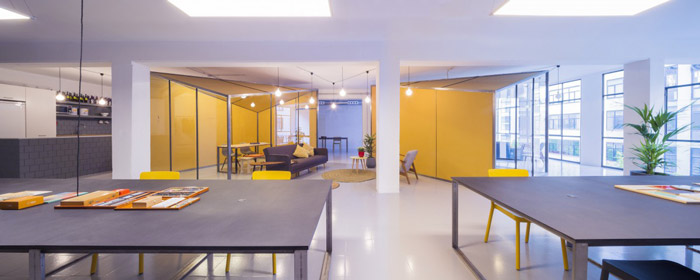 開放式辦公空間辦公區(qū)設(shè)計(jì)效果圖