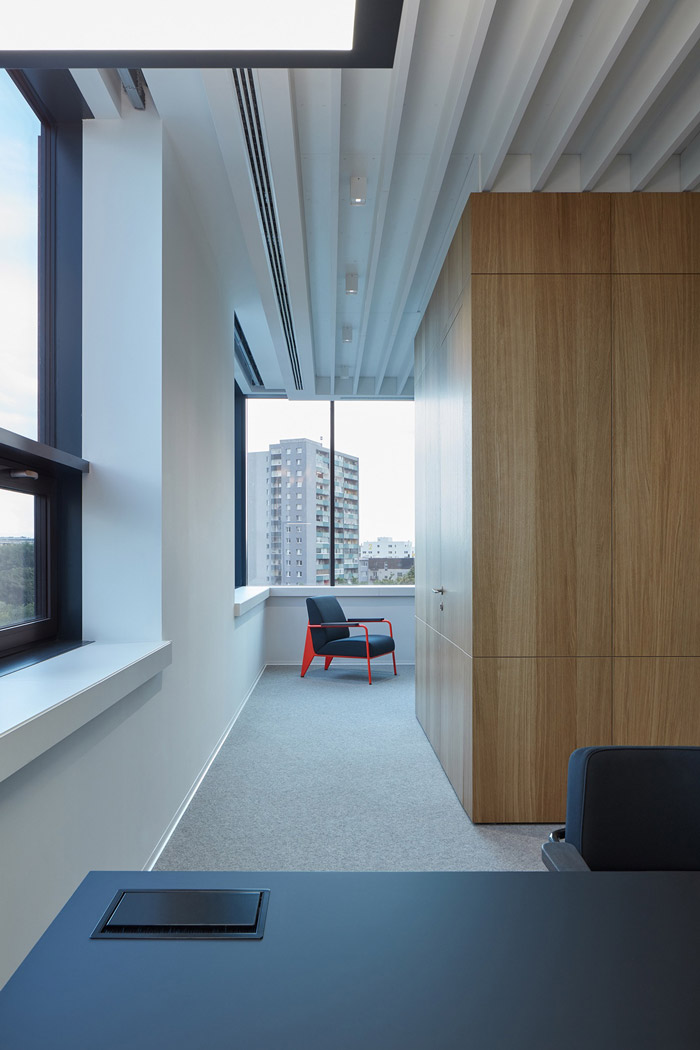 房產公司過道裝修設計效果圖