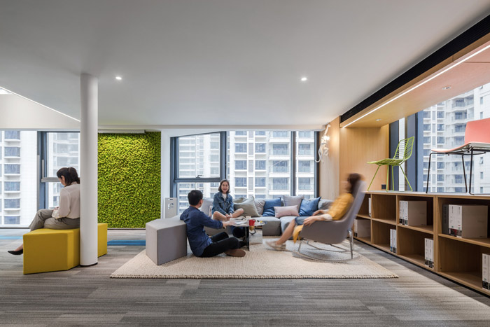 兩層辦公空間交流區裝修設計方案