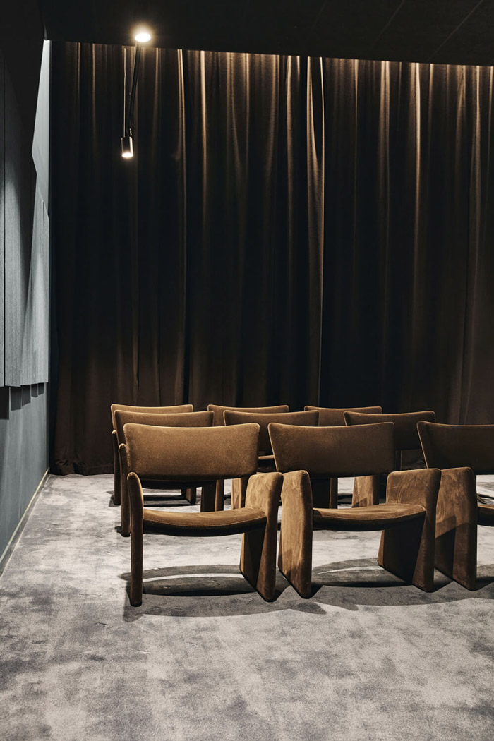 廠房匯報區(qū)裝修設(shè)計效果圖