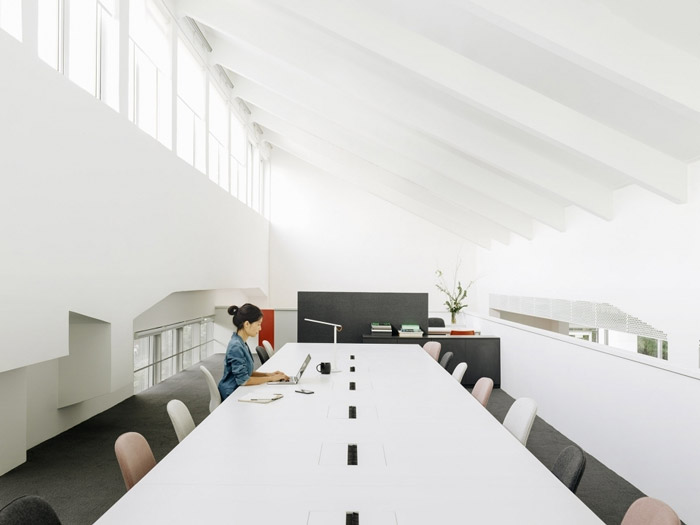 影視夾層辦公區裝修設計效果圖