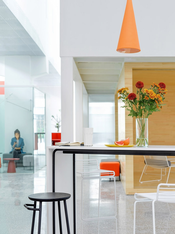 影視辦公室茶水間裝修設計效果圖