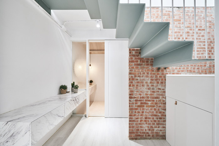 公寓loft辦公室樓梯底部裝修設計效果圖