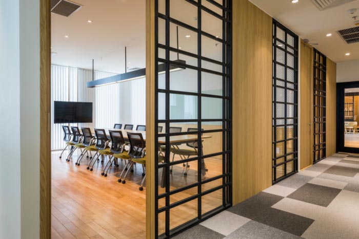 開(kāi)發(fā)中心辦公室會(huì)議室裝修設(shè)計(jì)效果圖