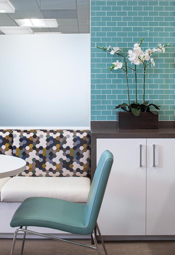 金融服務公司辦公室茶水間裝修設計效果圖