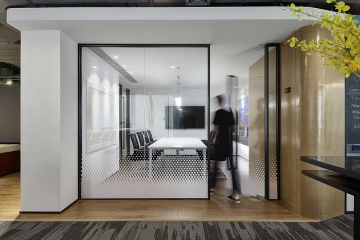 400平方辦公室會議室設(shè)計方案