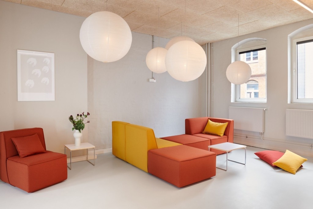 簡約溫馨辦公室裝修設計